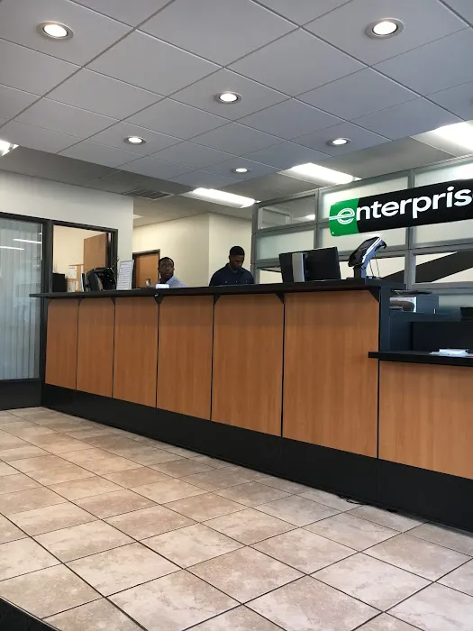 Enterprise Rent-A-Car Picture 2