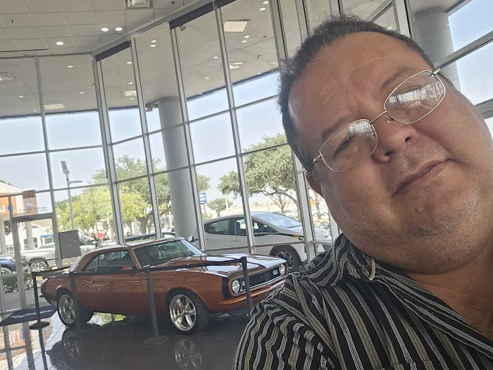 Hertz Car Rental - Dallas - East Northwest Highway Hle Picture 10