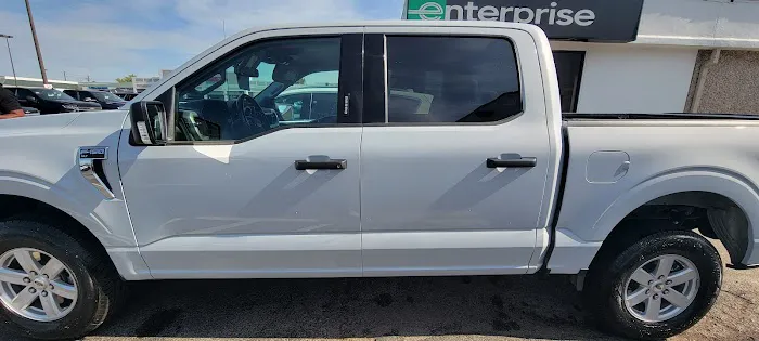 Enterprise Rent-A-Car Picture 2