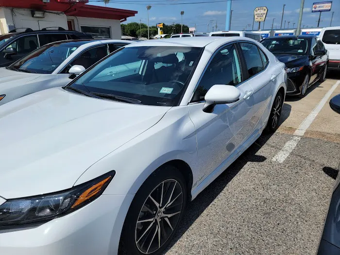 Avis Car Rental Picture 6