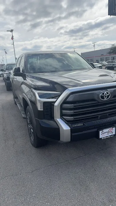 Toyota Rent a Car of Dallas/Fort Worth Picture 3