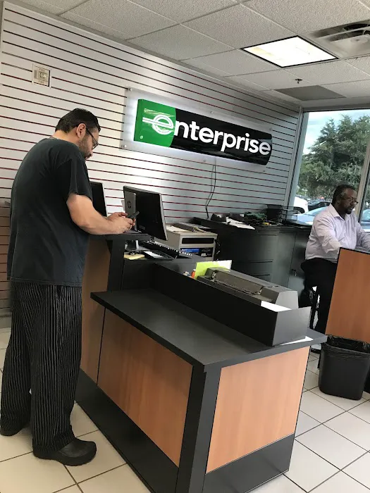 Enterprise Rent-A-Car Picture 4