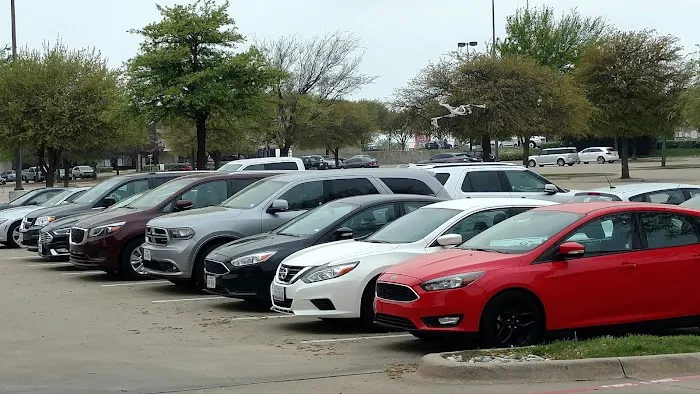 Avis Car Rental Picture 1