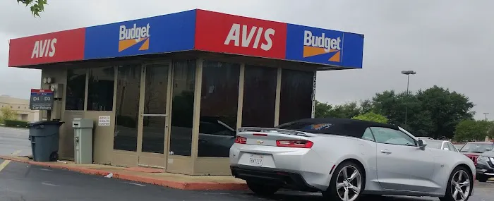 Avis Car Rental Picture 1