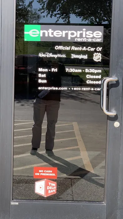 Enterprise Rent-A-Car Picture 6