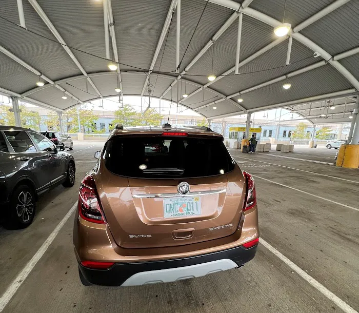Hertz Car Rental (return) Picture 2