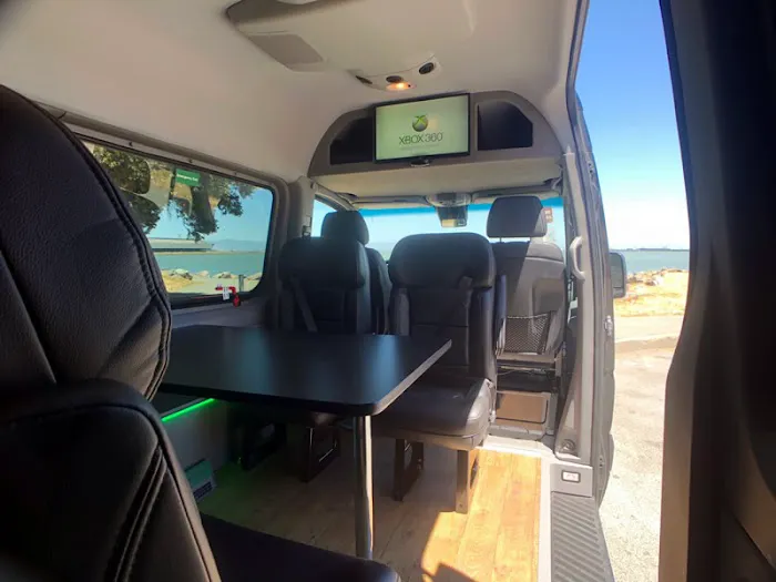 Bandago Van Rental Picture 7
