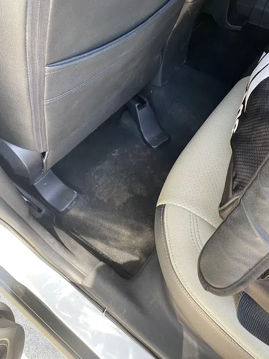 ACO Rent A Car Picture 3