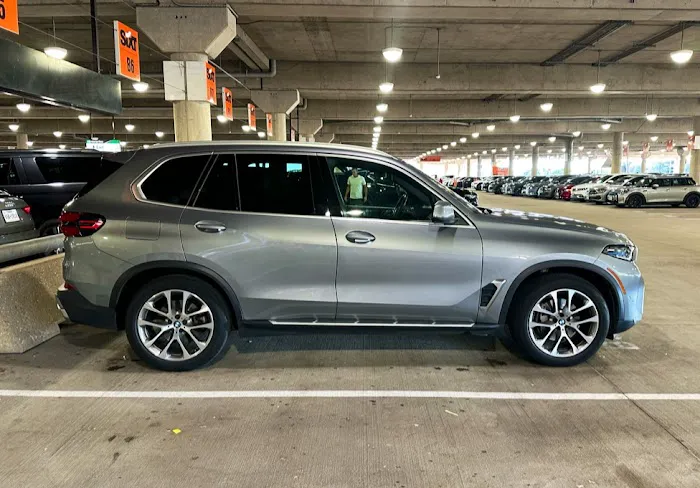 SIXT Rent a Car Dallas Fort Worth Intl. Airport Picture 7
