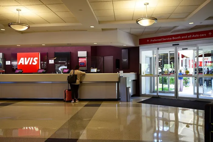 Avis Car Rental Picture 3