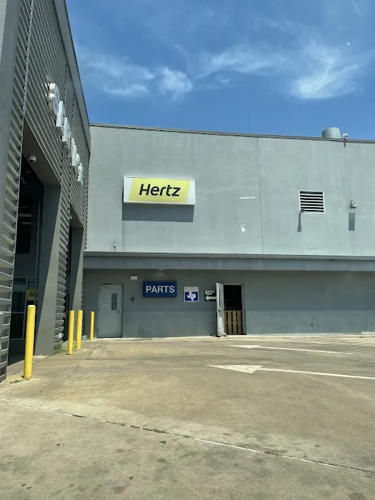 Hertz Car Rental - Rockwall - 990 West I-30 Picture 3