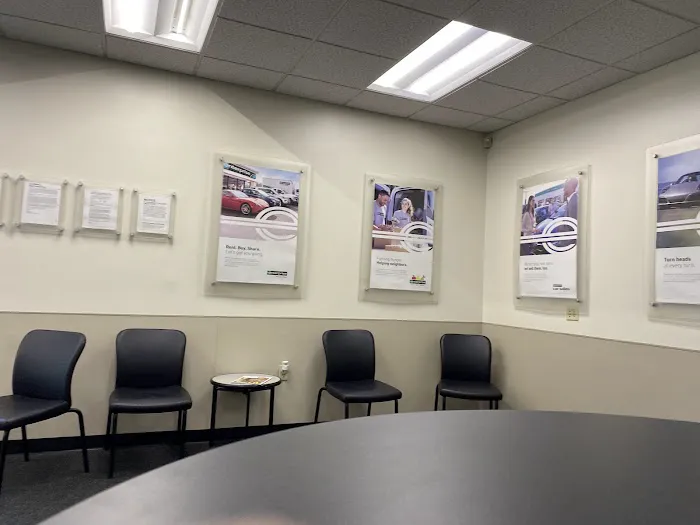 Enterprise Rent-A-Car Picture 6