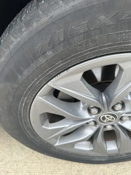 Budget Car Rental Picture 2