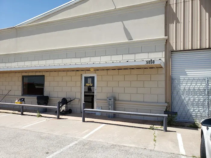 Hertz Picture 3