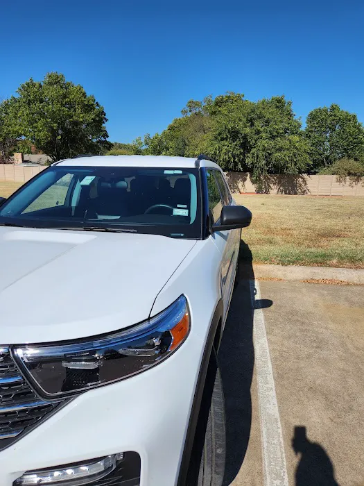 Avis Car Rental Picture 8