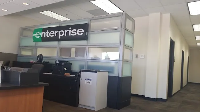 Enterprise Rent-A-Car Picture 9