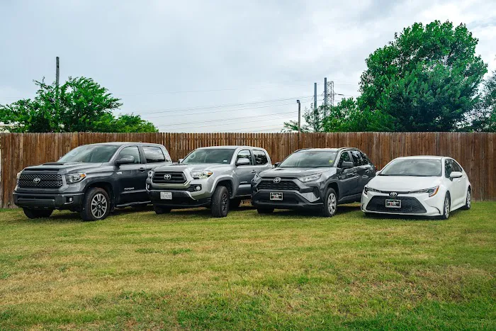 Commerce Auto Rental Picture 4