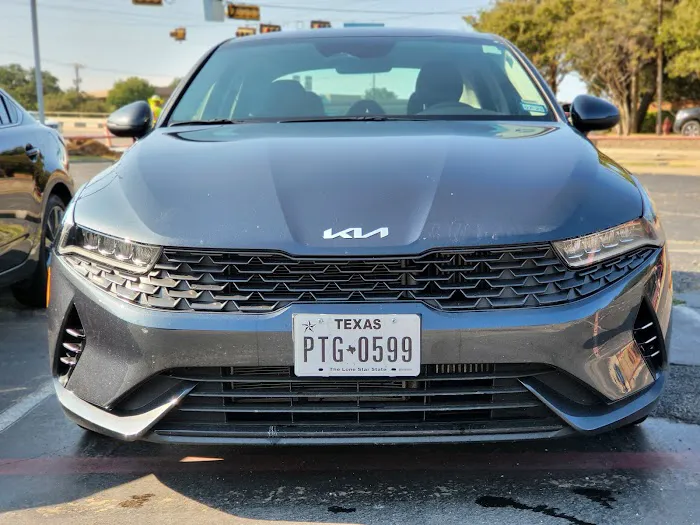 Avis Car Rental Picture 4