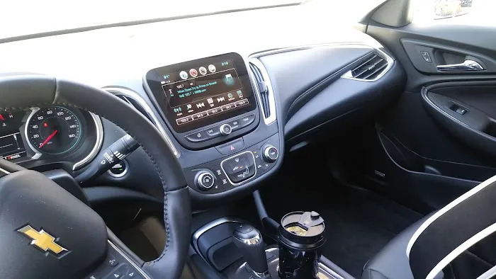 Avis Car Rental Picture 9
