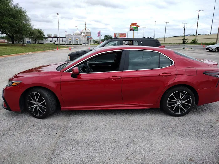 Enterprise Rent-A-Car Picture 4