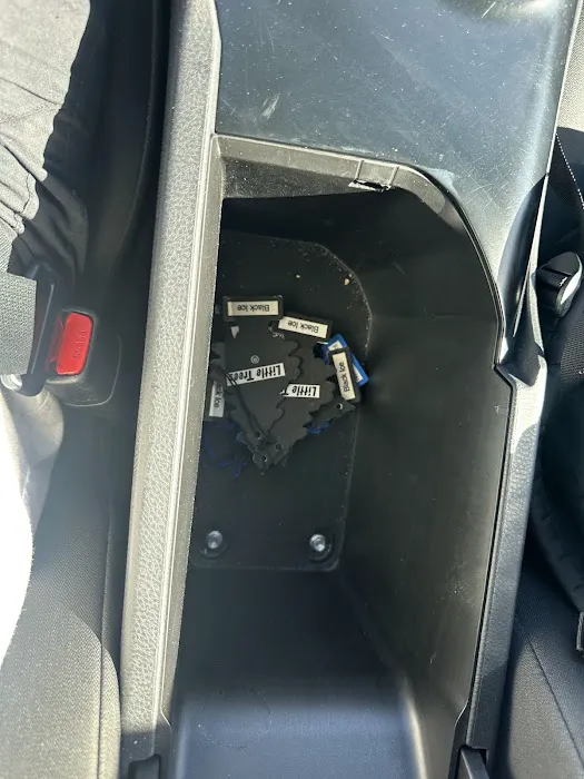Hertz Rent a Car Picture 10