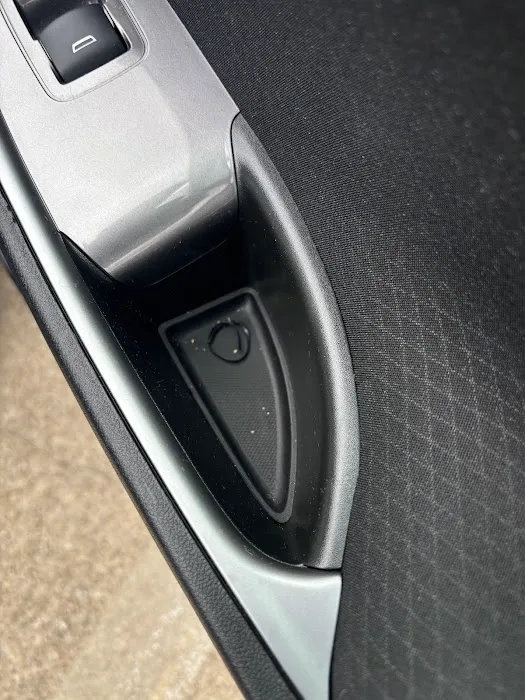 Avis Car Rental Picture 4