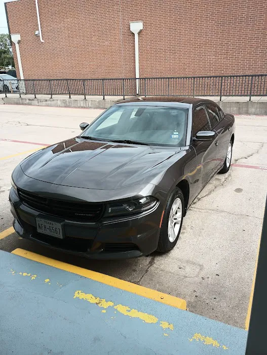 Enterprise Rent-A-Car Picture 1