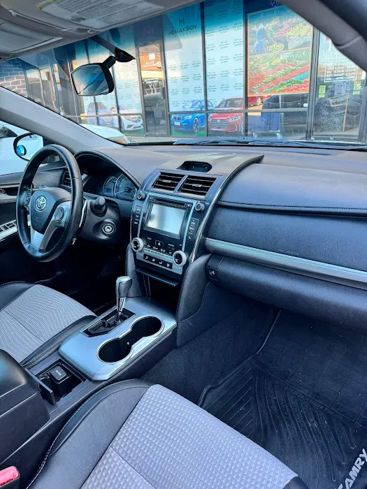 HEMAKSON CAR RENTAL LLC Picture 8