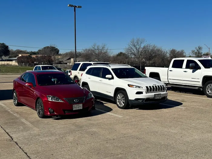 HEMAKSON CAR RENTAL LLC Picture 10