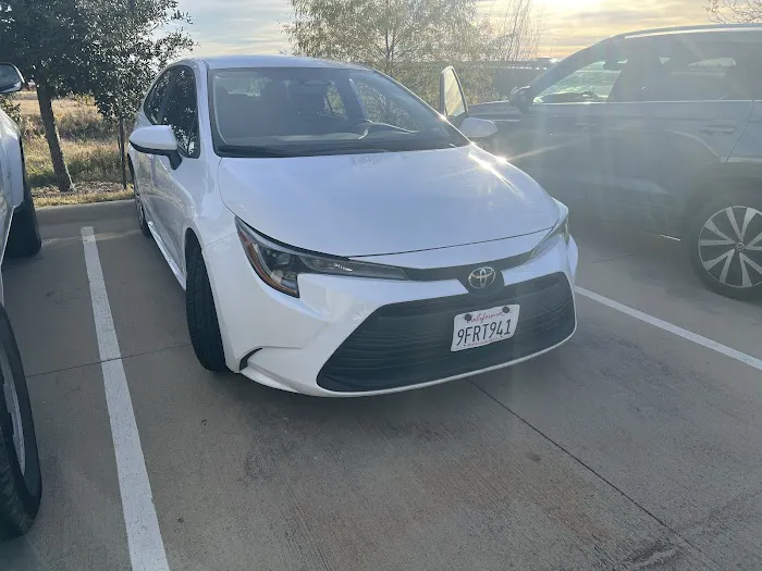 Enterprise Rent-A-Car Picture 4