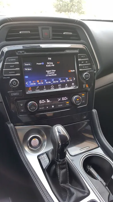 Avis Car Rental Picture 4