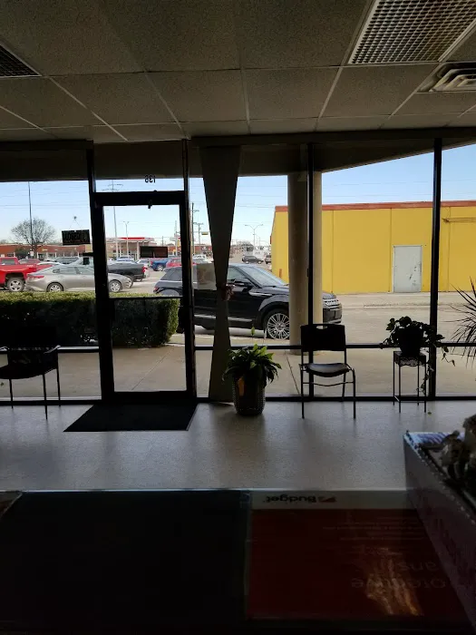 Avis Car Rental Picture 2