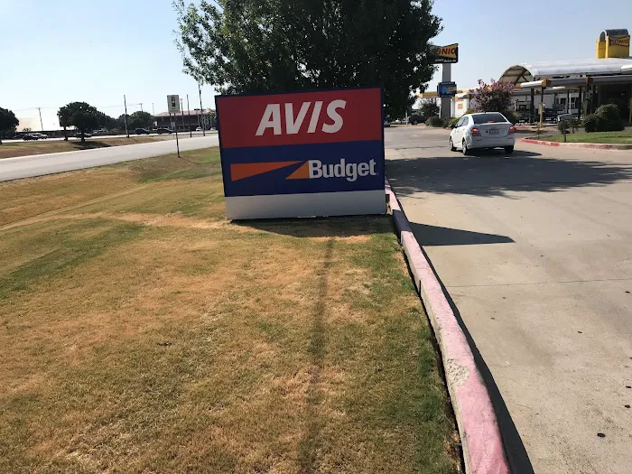 Avis Car Rental Picture 2