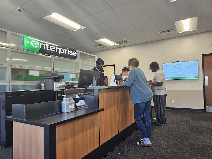 Enterprise Rent-A-Car Picture 1