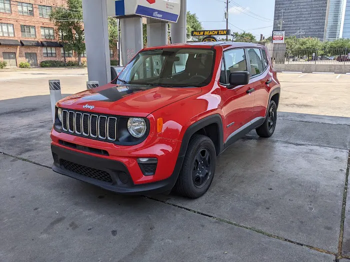 Hertz Car Rental - Houston - Louisiana Street Picture 5