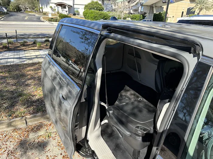 Avis Car Rental Picture 5