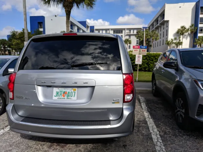 Avis Car Rental Picture 9