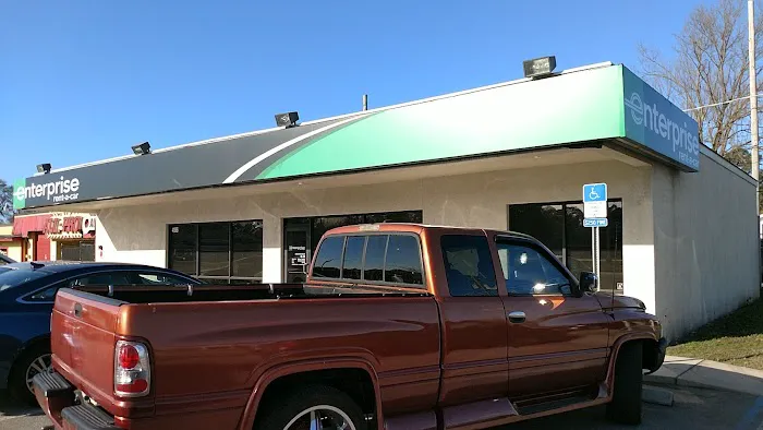 Enterprise Rent-A-Car Picture 7