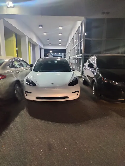 Hertz Car Rental - Jacksonville - Atlantic Boulevard Picture 5