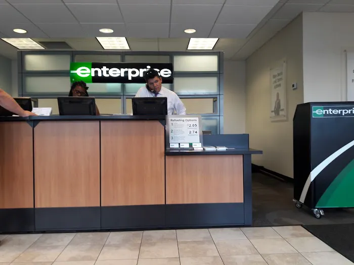 Hertz Car Rental - Jacksonville - Southside Boulevard Picture 2