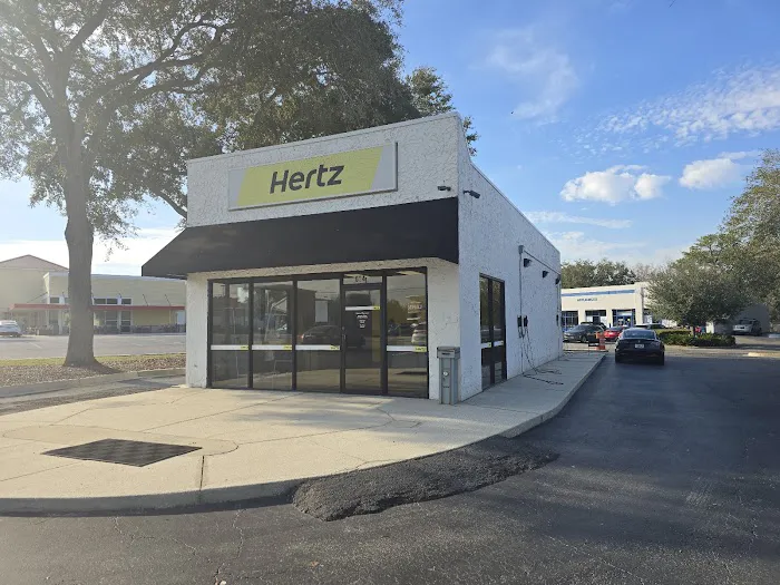 Hertz Car Rental - Orange Park - 664 Blanding Blvd HLE UBER Location Picture 4
