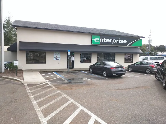 Enterprise Rent-A-Car Picture 4