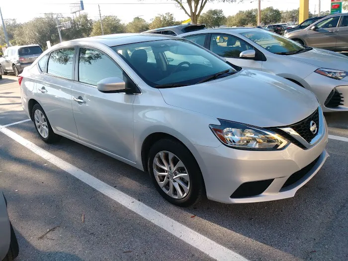 Hertz Car Rental - Jacksonville - Phillips Higway Picture 4