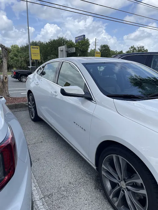 Hertz Car Rental - Jacksonville - Phillips Higway Picture 7