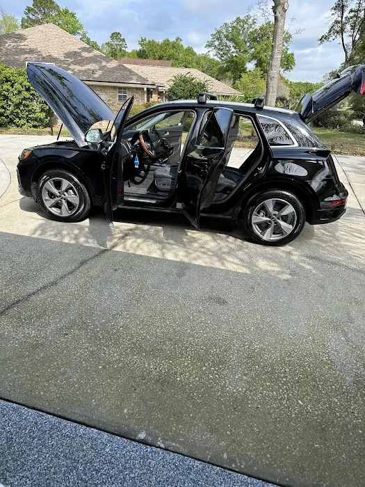 Lux Auto Rentals, FL Picture 6