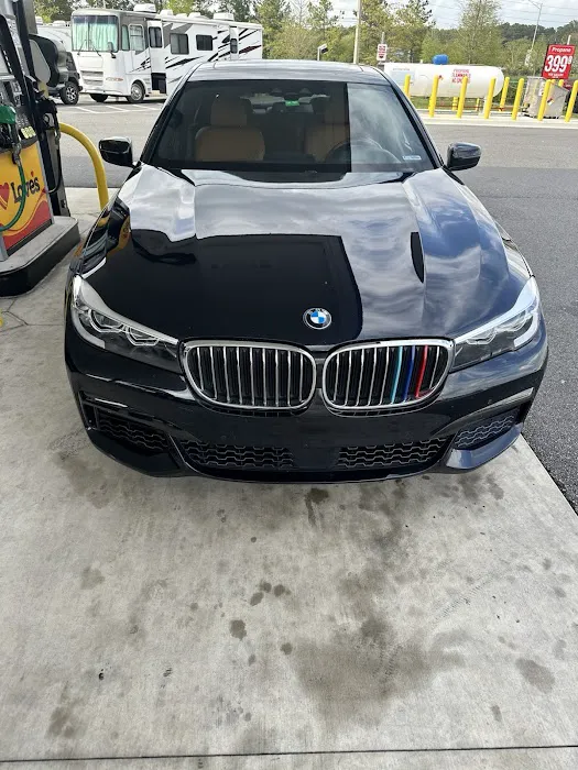 Lux Auto Rentals, FL Picture 9