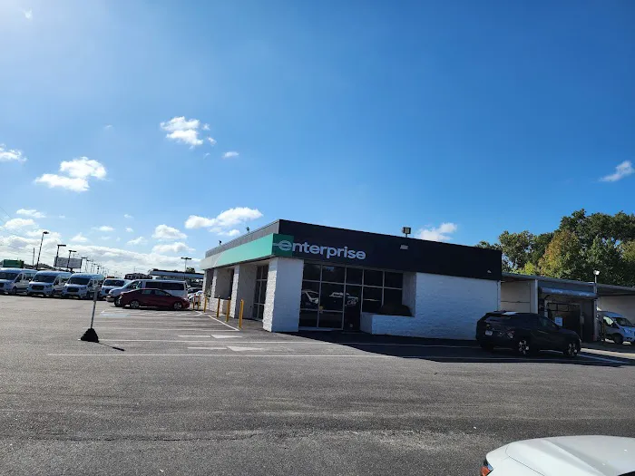 Enterprise Rent-A-Car Picture 4