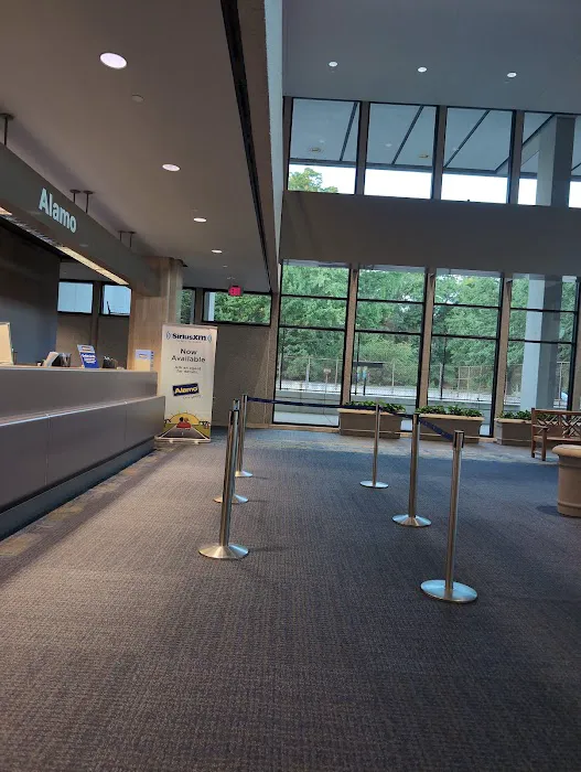 Hertz Car Rental - Norfolk - Norfolk International Airport (ORF) Picture 9