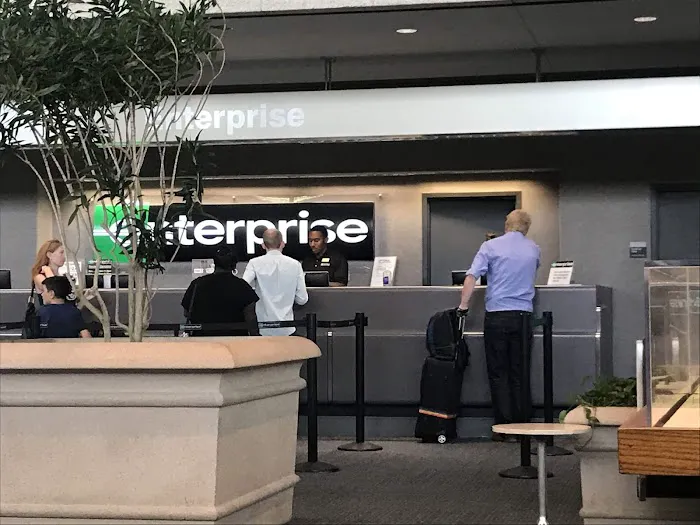 Enterprise Rent-A-Car Picture 6