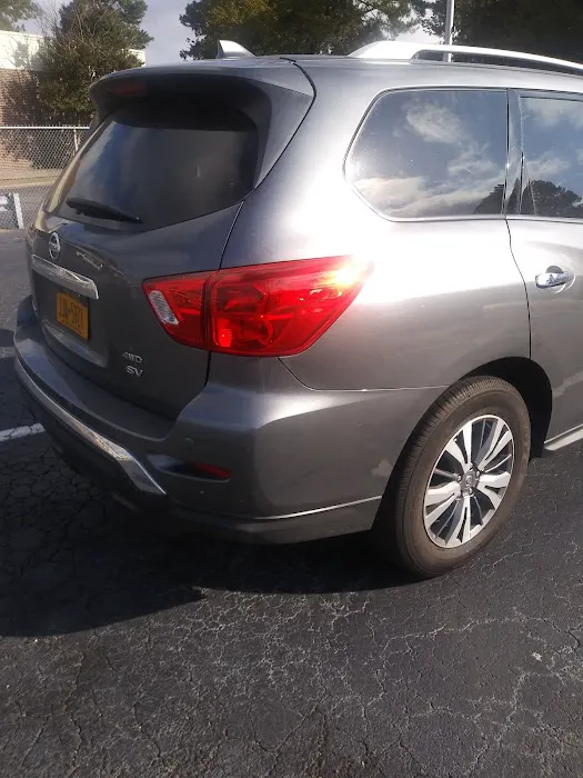 Avis Car Rental Picture 6